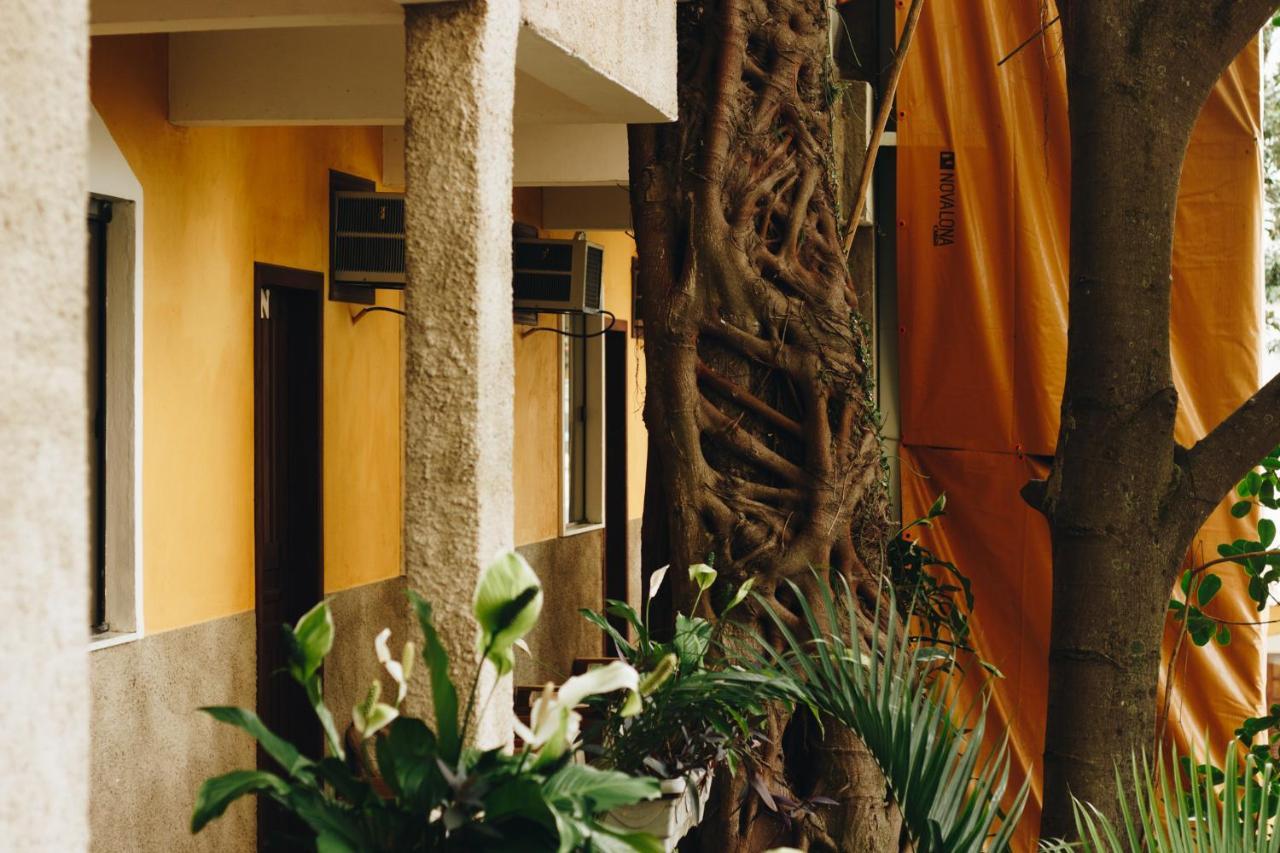 Hostel Da Bruna - Botafogo リオデジャネイロ エクステリア 写真