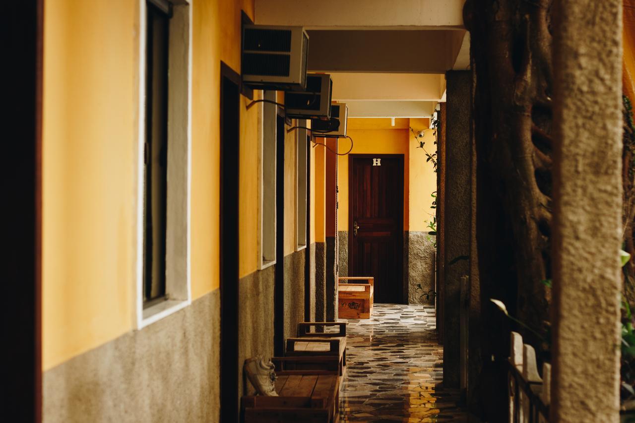 Hostel Da Bruna - Botafogo リオデジャネイロ エクステリア 写真